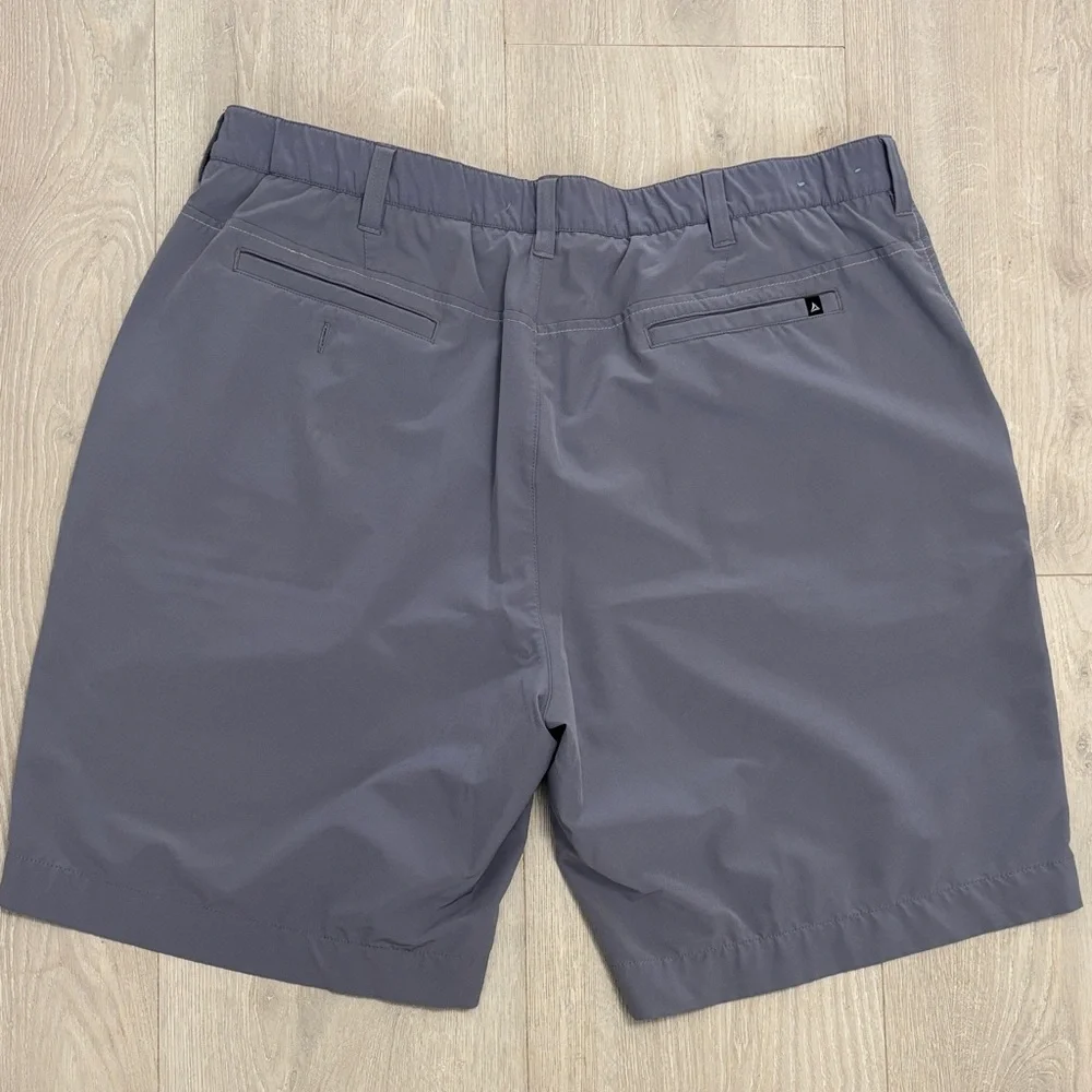 🔥BUNDLESALE Men's 42 Bermuda Sands Athletic Performance Shorts NWOT